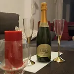 Апартаменты Donatella Flat Am Торевьиа